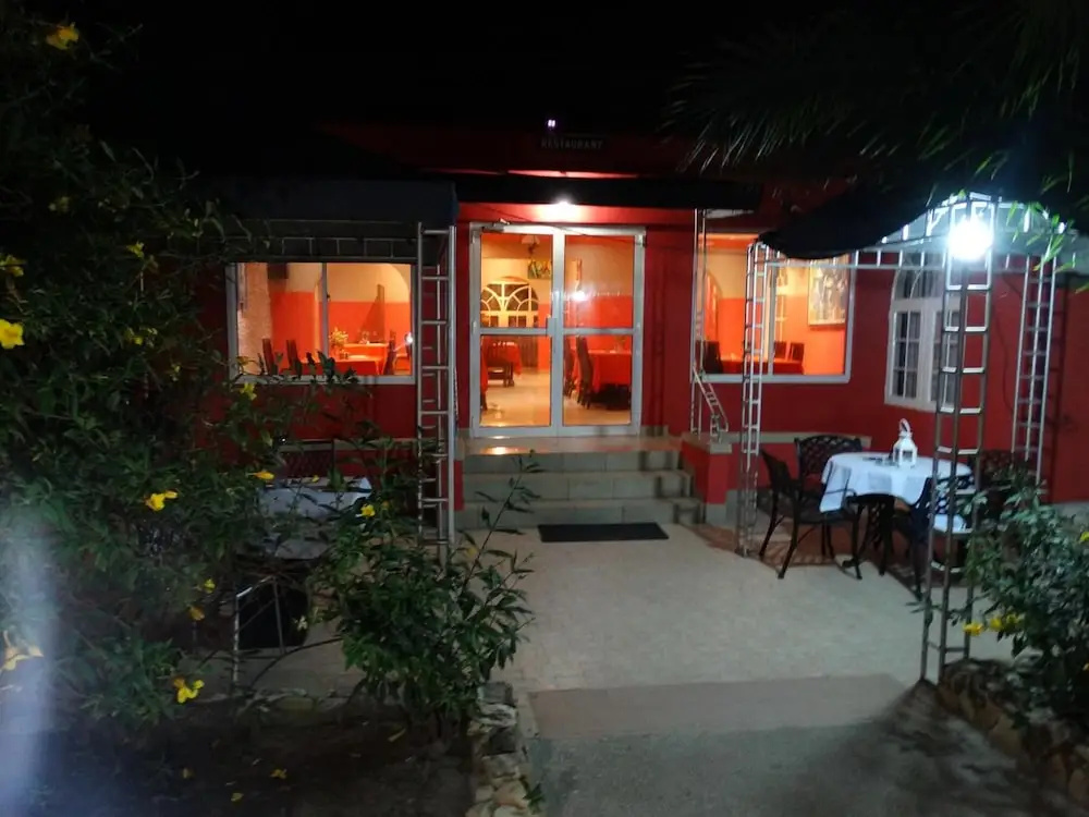 Seaview Gardens Hotel