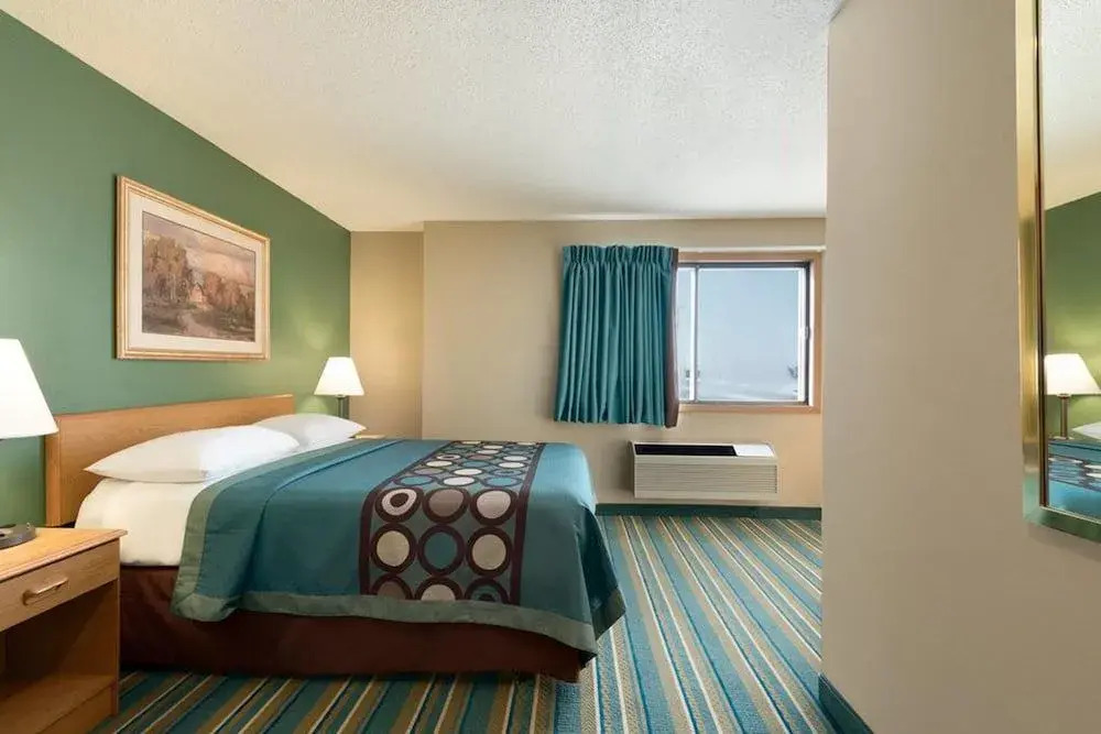 Super 8 New Richmond