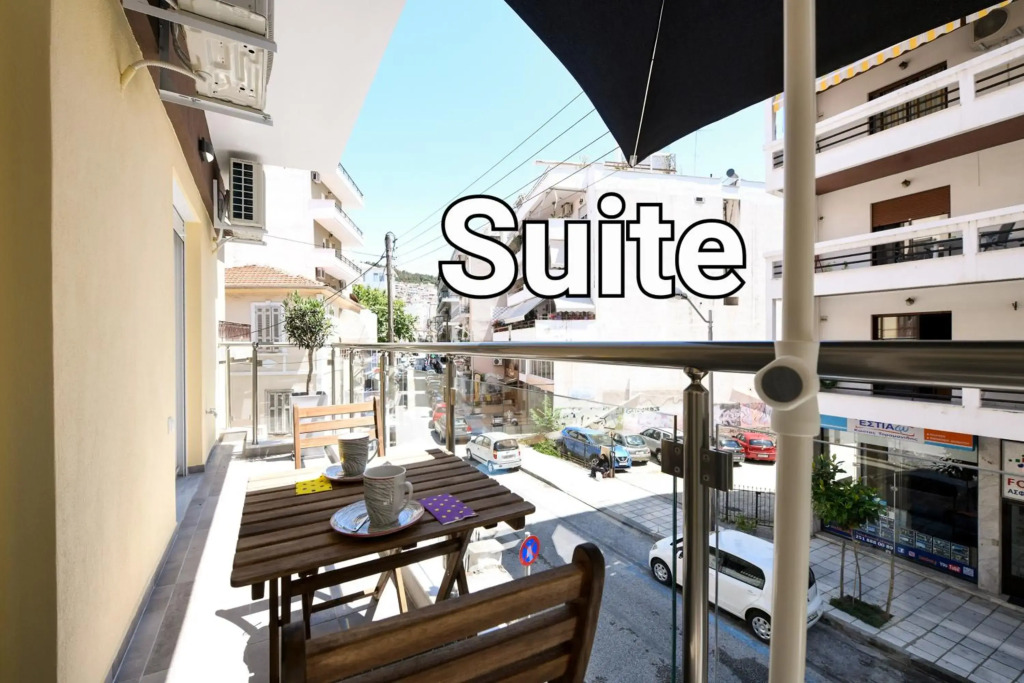 Adell Deluxe Apartments