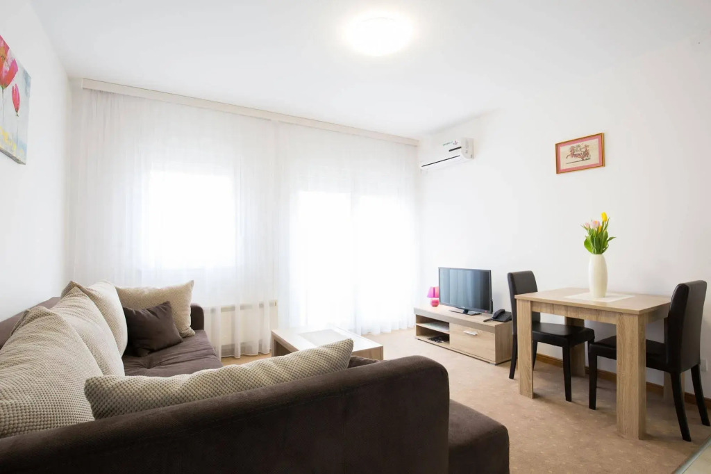 Lala Luxury Suites