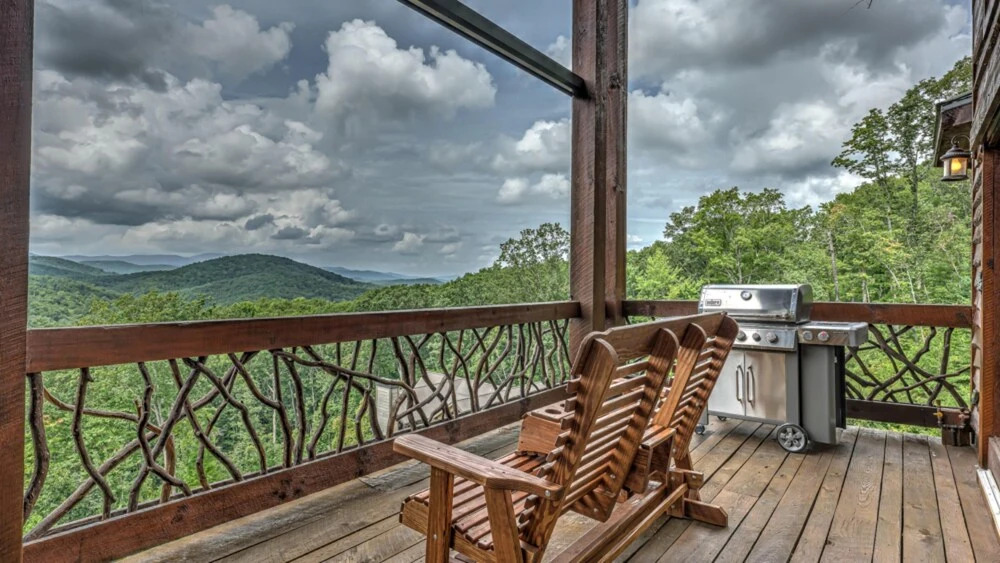 Rocknview Lodge by Escape to Blue Ridge