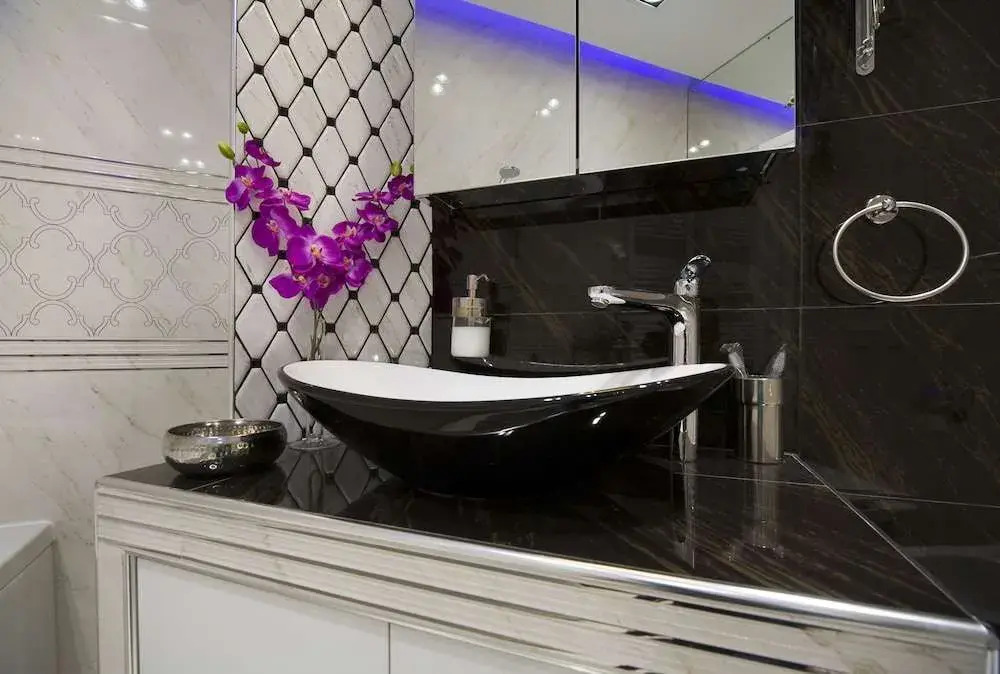 Central Station Art Apartment