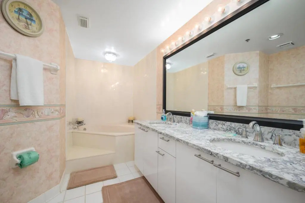 Ocean Towers 2102 by Distinctive Beach Rentals