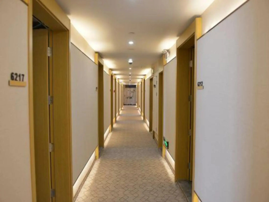 Yougo Hotel (Shanghai Nanxiang Guyi Garden)