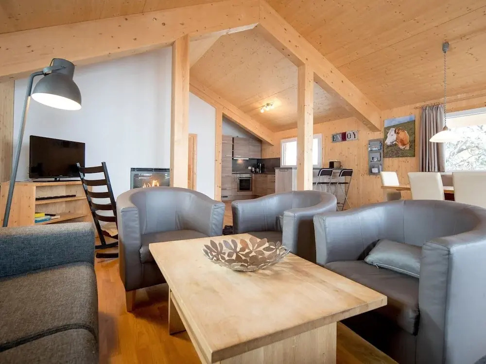 Amazing Chalet With Whirlpool