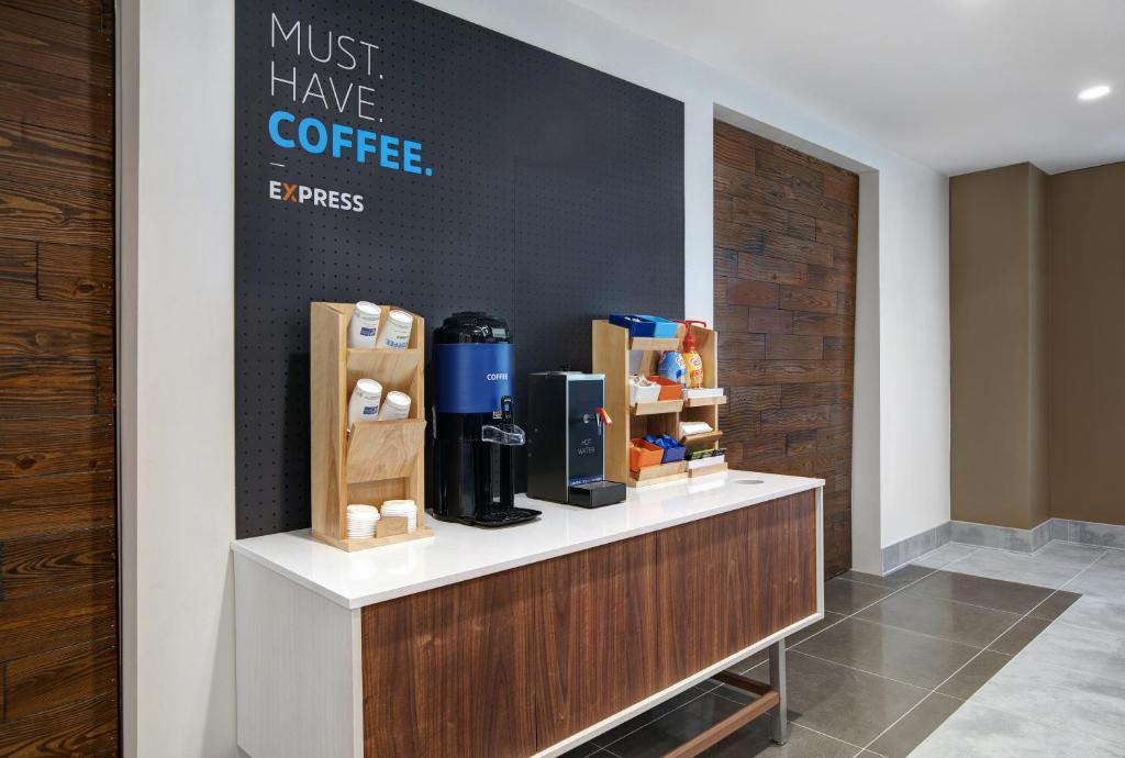 Holiday Inn Express - Milwaukee Downtown by IHG