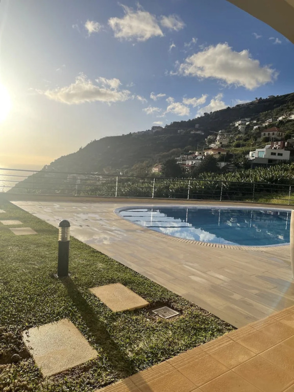 Luxury villa with private heated pool, garden and views of the sea and mountains