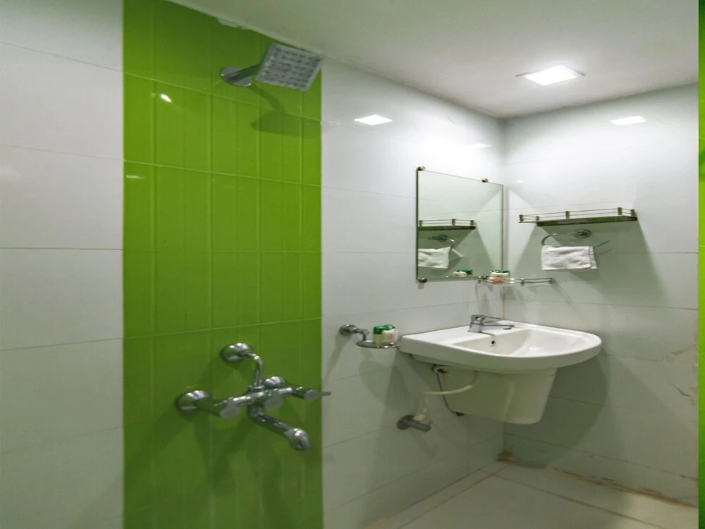 OYO 5110 Hotel Krishna Sai
