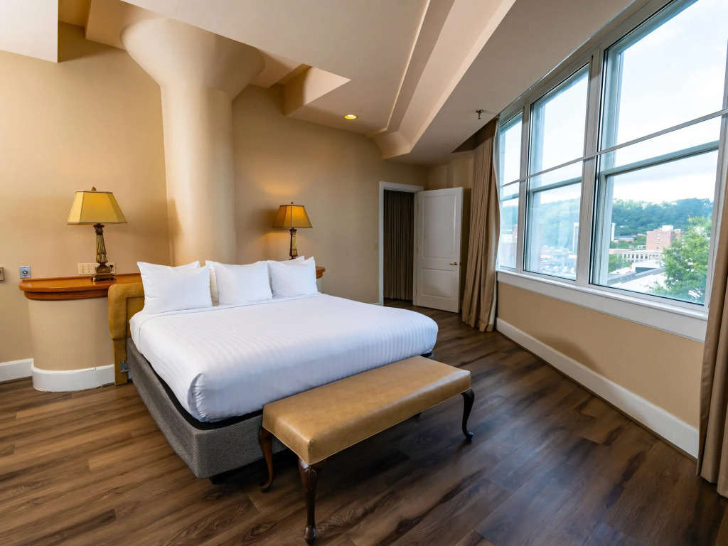 Haywood Park Hotel, an Ascend Collection Hotel