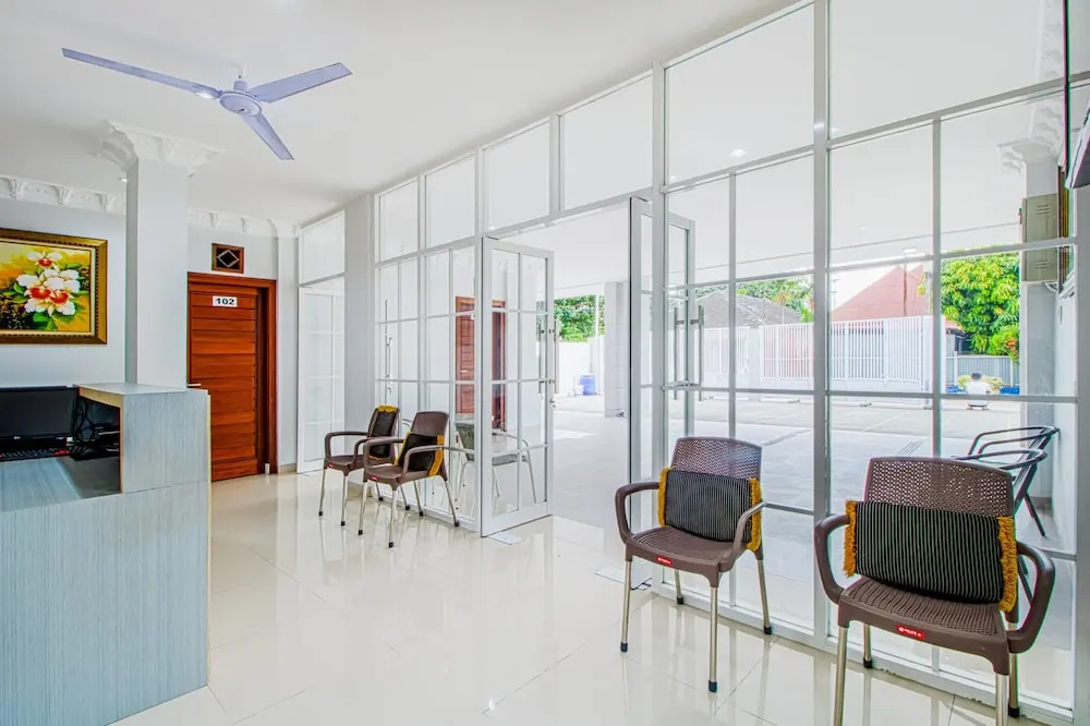 Emerald Residence