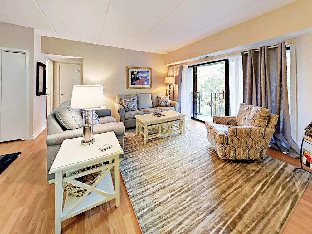 Forest Beach Unit 105 - 2 Br Condo