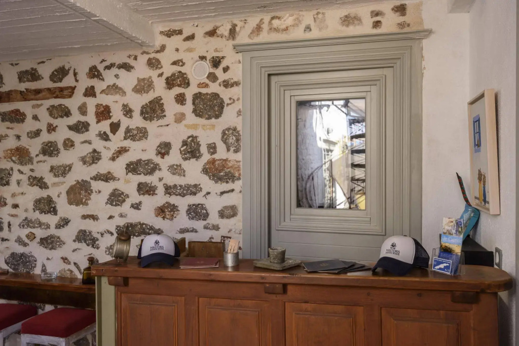 Mastoris Mansion