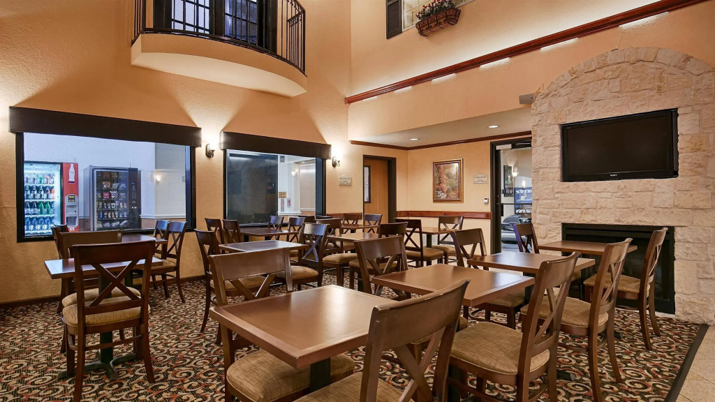 Best Western Alamo Suites