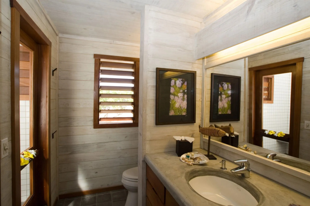 Barefoot Cay Resort