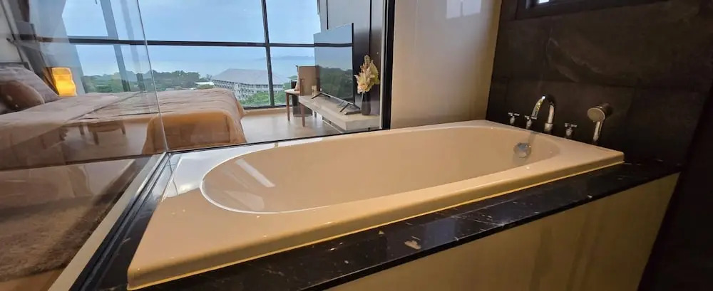 Luxury 2 Bed Room Sea View - Excellent Location