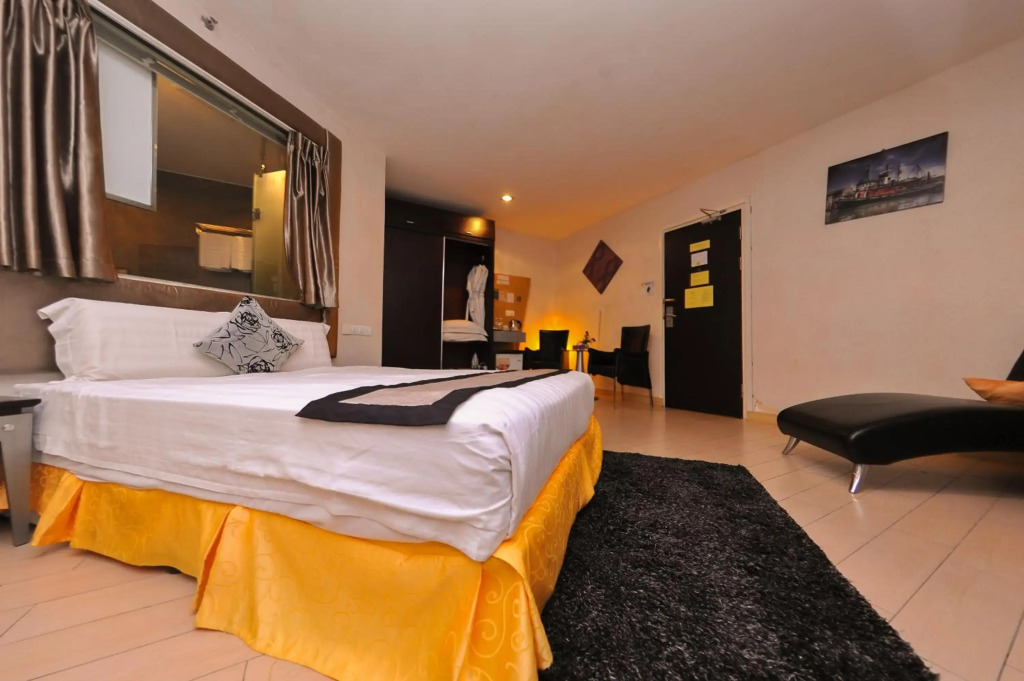 Shervinton Executive Boutique Hotel