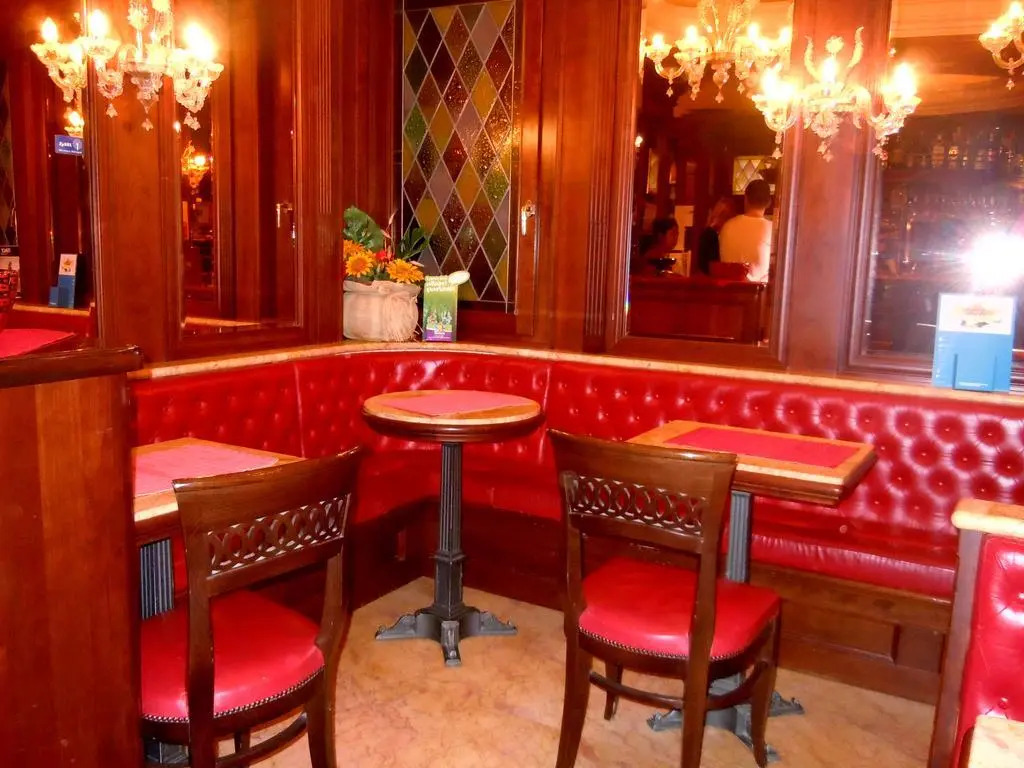 Hotel Lux