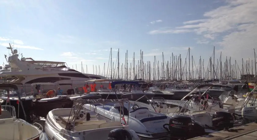 Les Voiliers