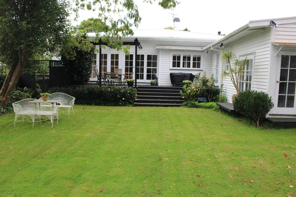 Cosy 3 Bedroom Bungalow by Cornwall Park