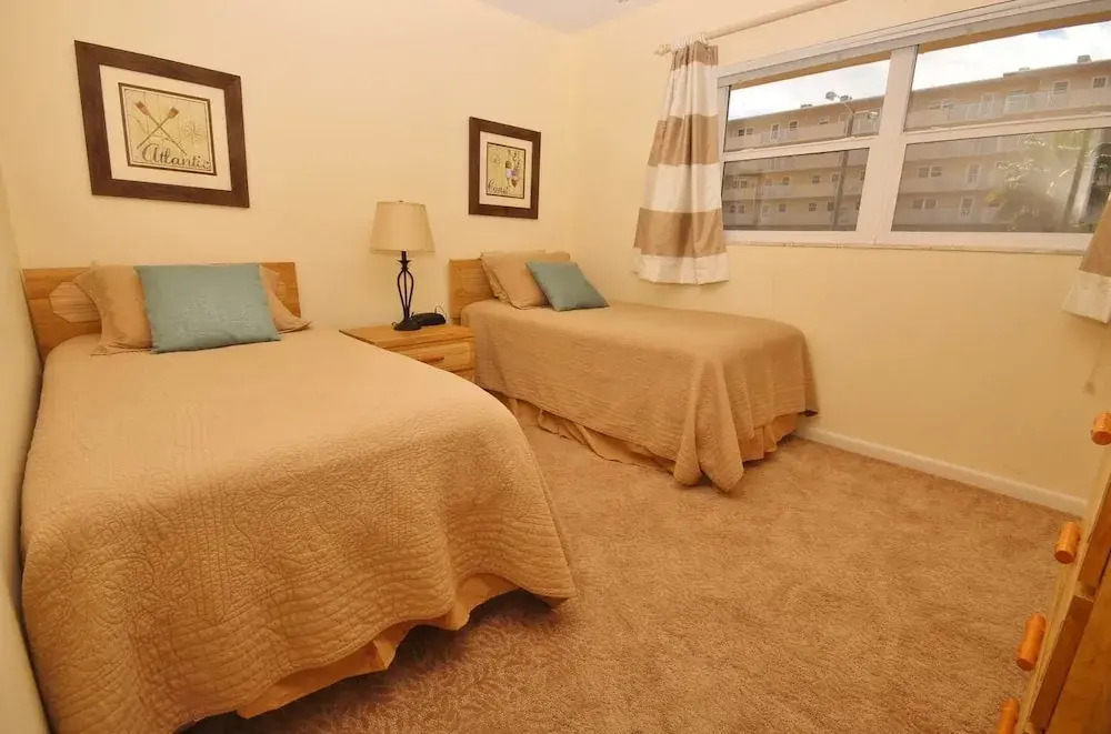 Sea Coast Gardens III 111 Apartment 2