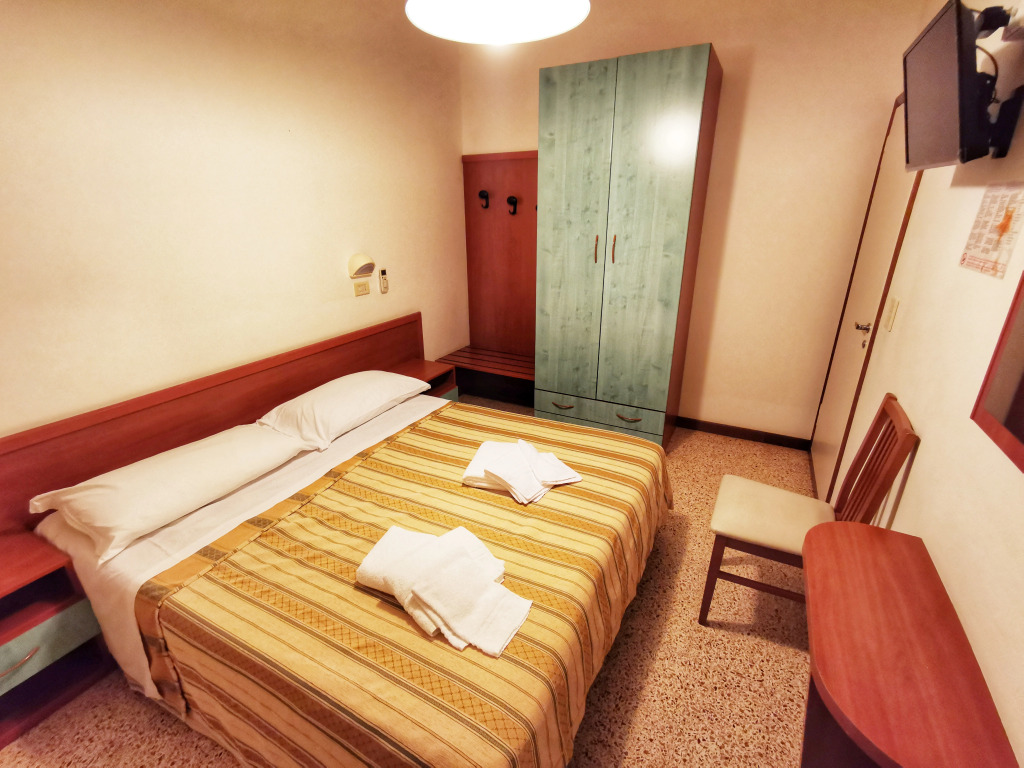 Hotel Sayonara