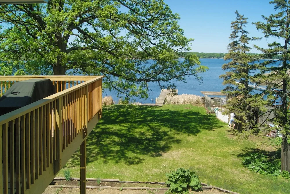 Waterfront Eagle Lake Home w/ Yard & Deck