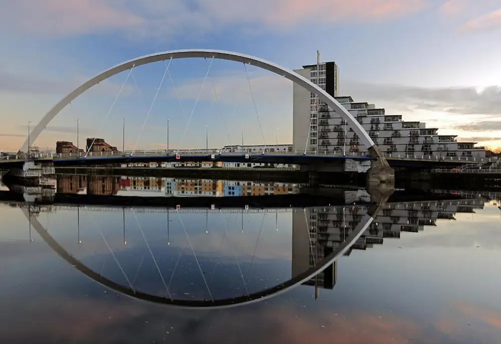 Central Glasgow Apt - Sleeps 2 & Freeparking
