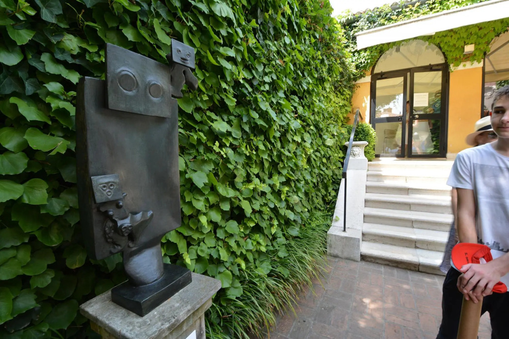 PEGGY-Guggenheim