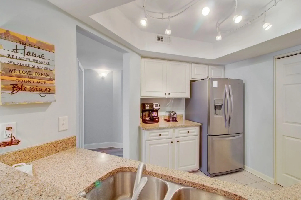 405 Yacht Harbor by Avantstay Shaded Patio Near Golf & Beach Communal Pool