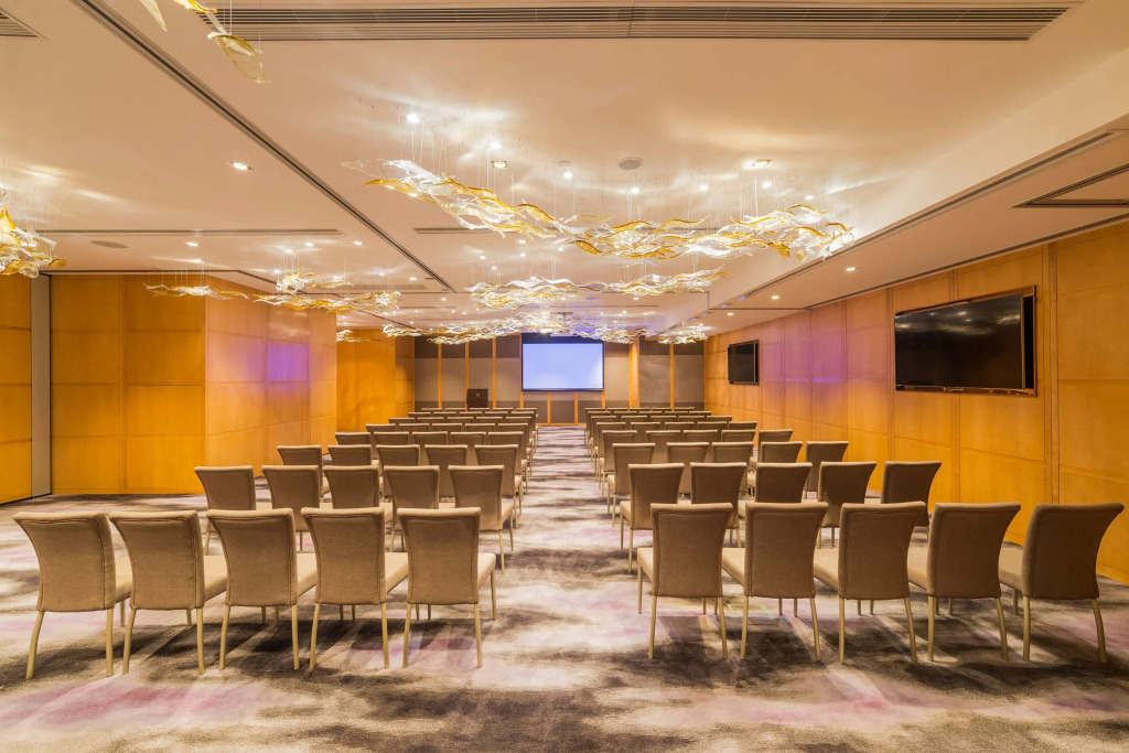 Kowloon Harbourfront Hotel