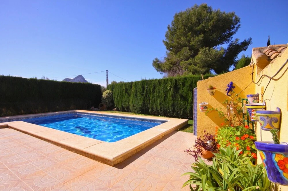 Villa - 3 Bedrooms with Pool and WiFi - 105021