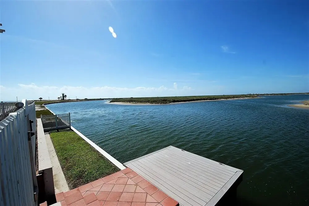 Martinique House 3 Bedrooms 4 Bathrooms Home