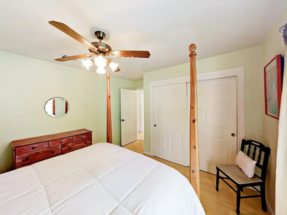 Howdy - 3 Br Home