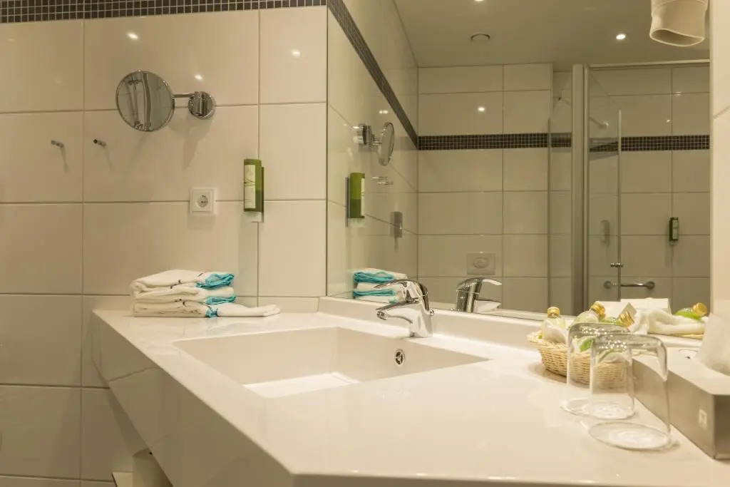 Aribo Hotel