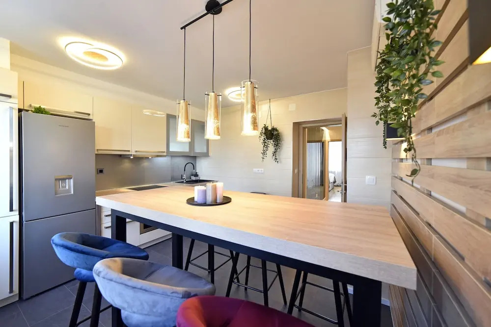 "D&M" Studio Apartments