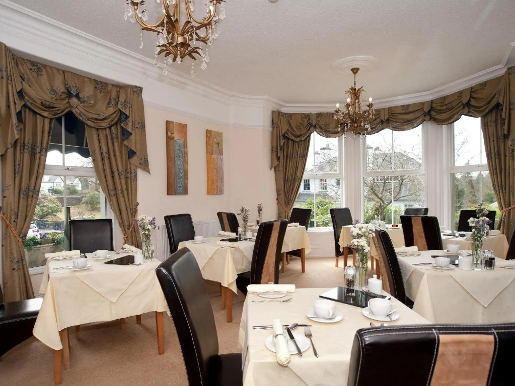 Wheatlands Lodge - Bed & Breakfast