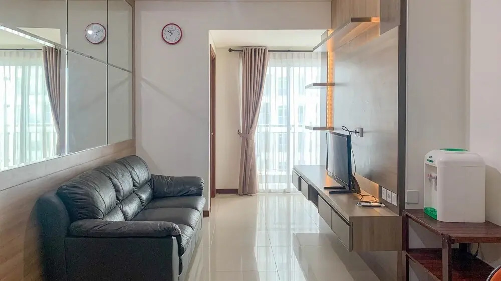 Spacious And Comfy 2Br Apartment Green Bay Condominium