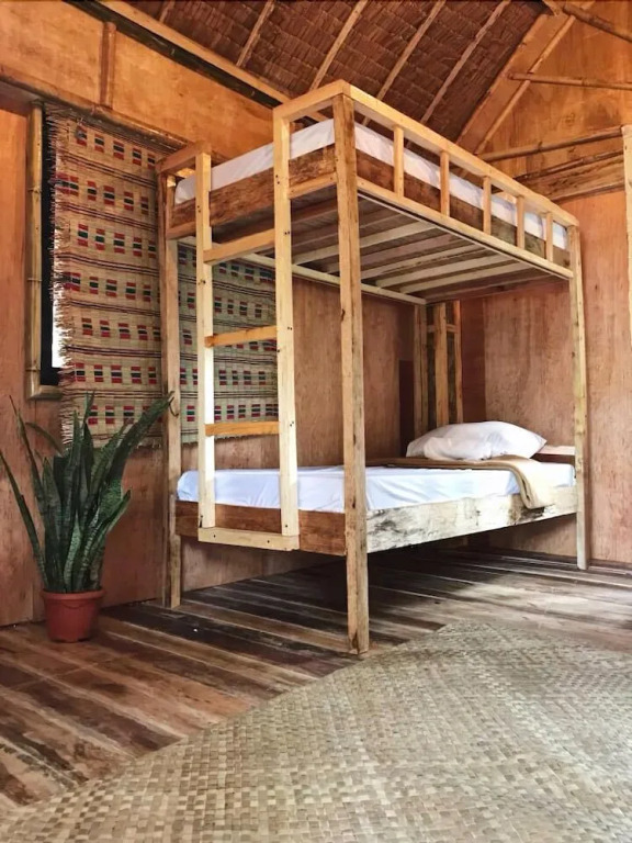 Mad Monkey Hostel Siargao