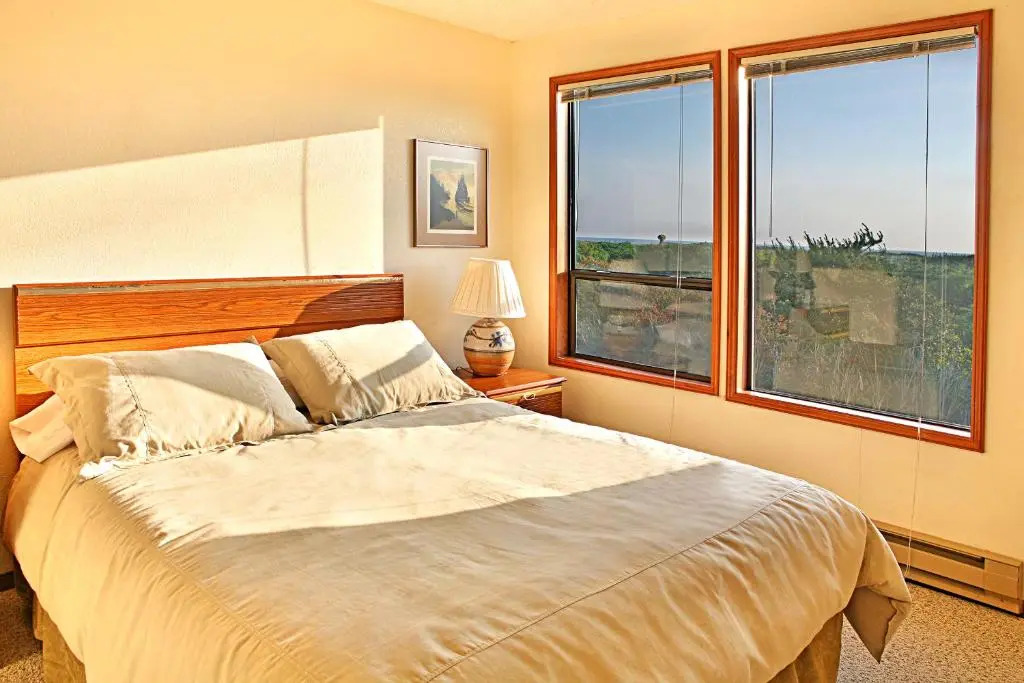 Haven Hideaway - Ocean Views from Every Room