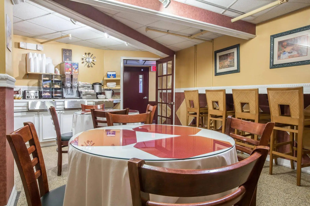 Econo Lodge Montpelier VT