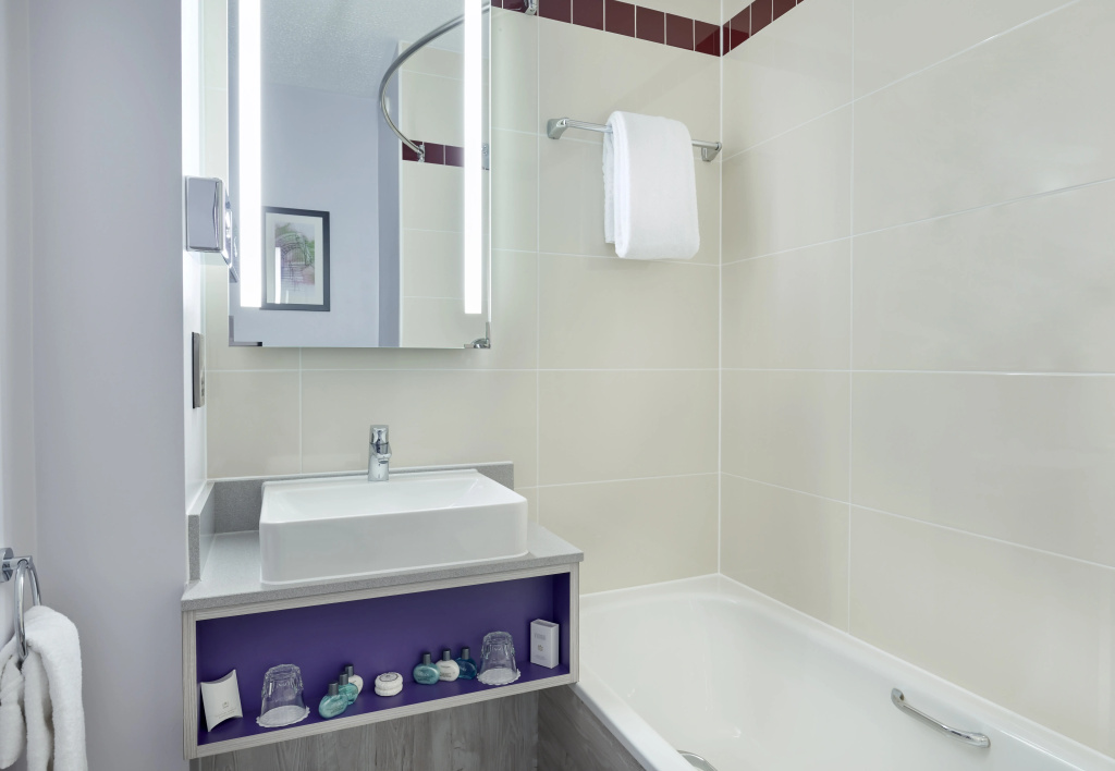 Leonardo Hotel Exeter