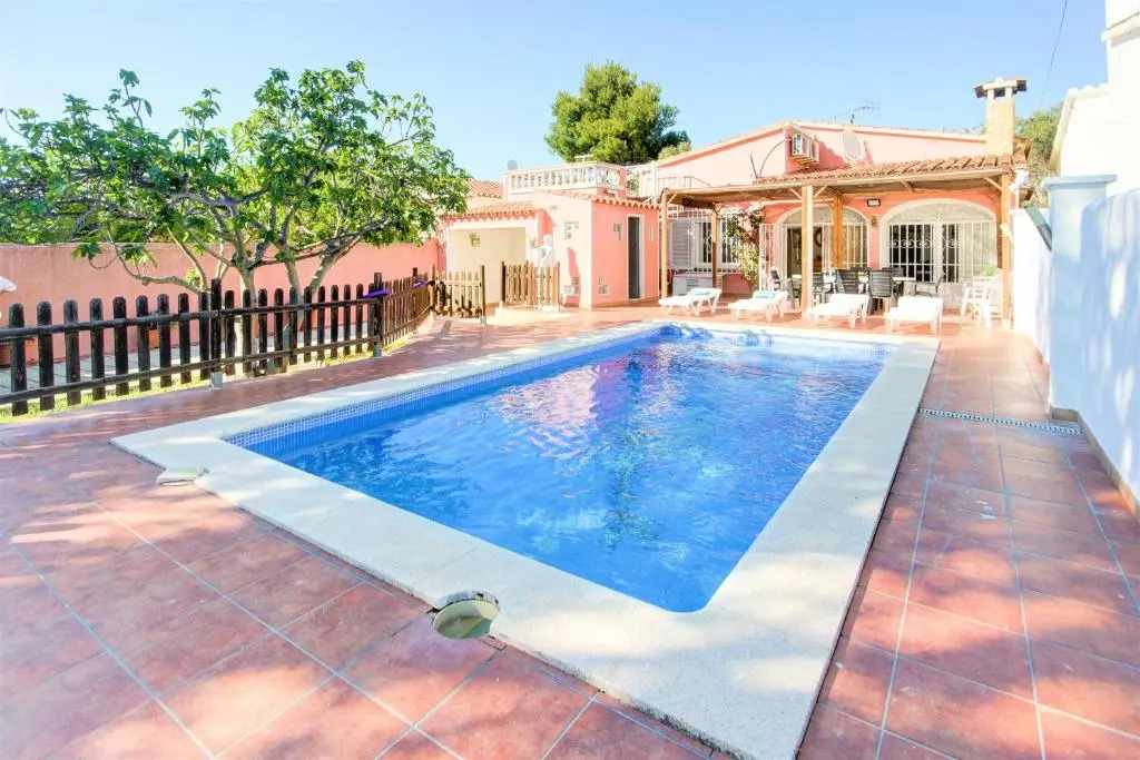 Villa Requesens 139 Empuriabrava - Immo Barneda