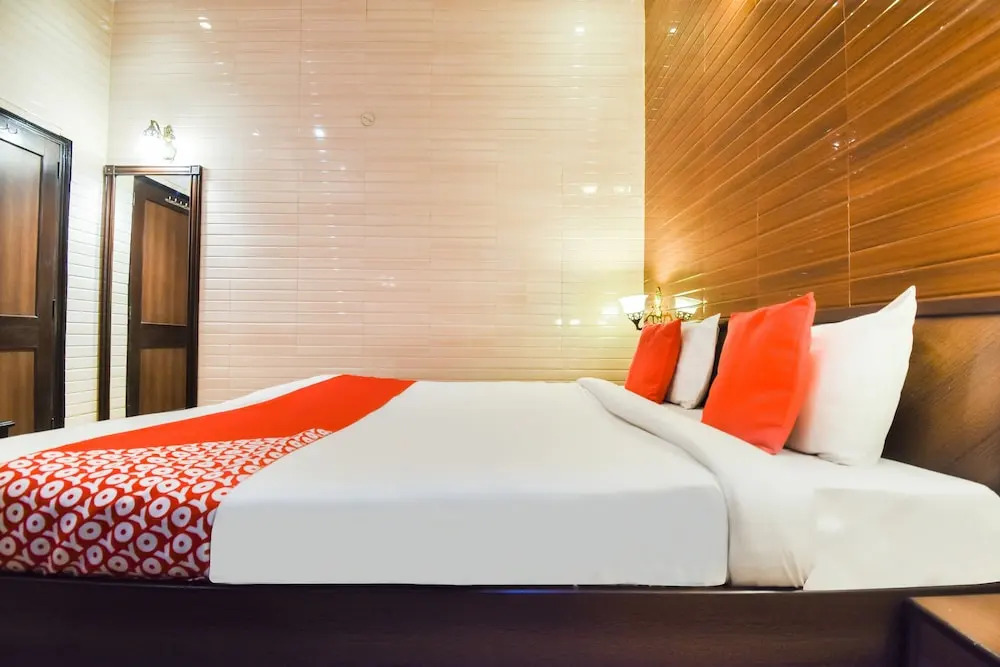 OYO 4430 Hotel Holy city