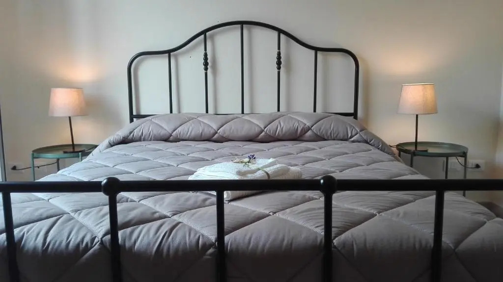 RUNFULIA Apartments & Rooms