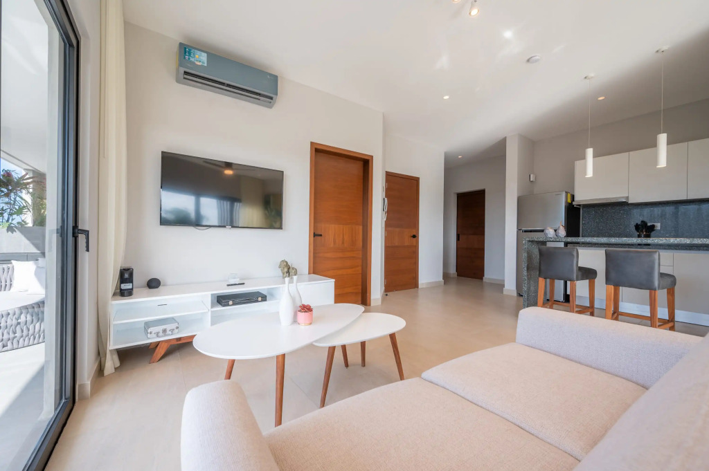 Kippal Aguamarina Serenity and Sophistication