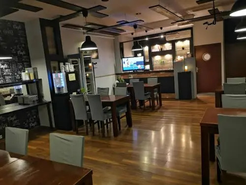 Hotel 1