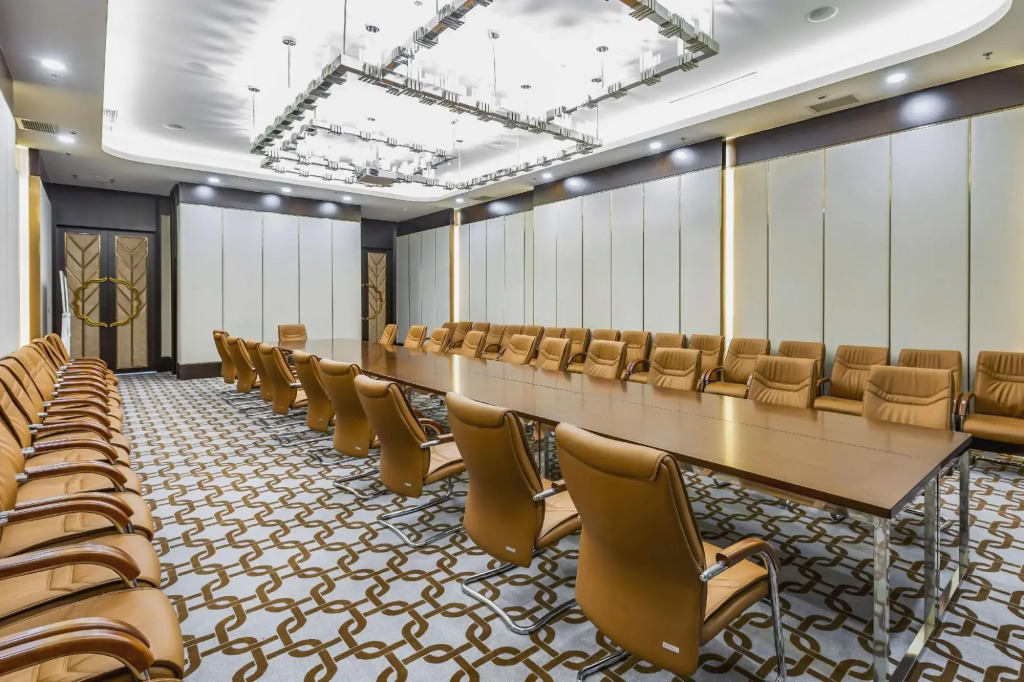 Lincheng Chenguang Hotel