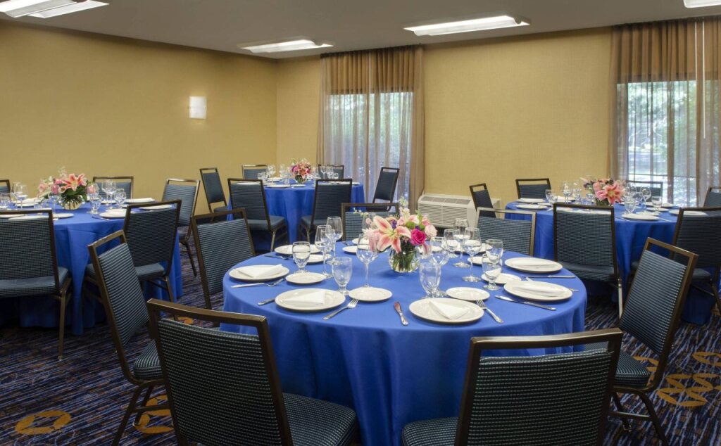 Courtyard by Marriott Boston Andover