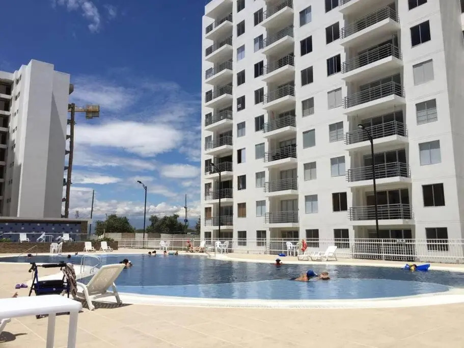 Hermoso Apartamento En Girardot Con Aire Acondicionado
