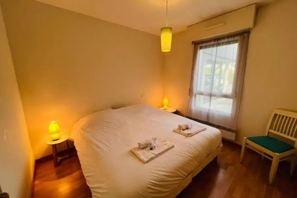 72m With Terrace And Garden Center Of Baden